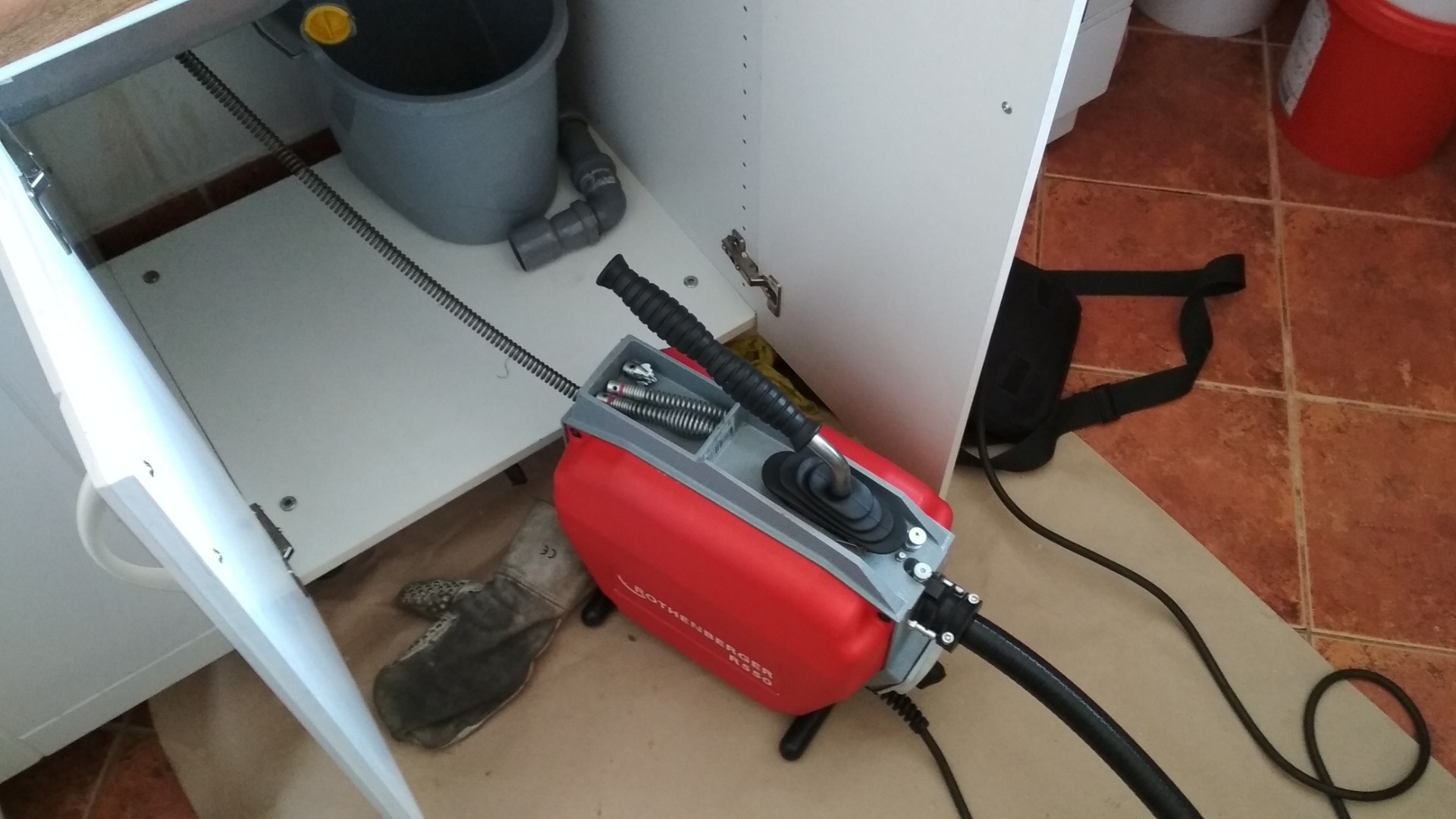 Ümraniye Gideri Açma Işi  Ümraniye Gideri Açma Işi